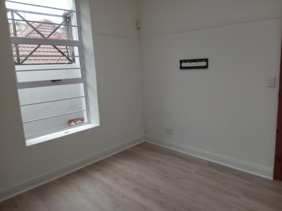 To Let 2 Bedroom Property for Rent in Mowbray Western Cape